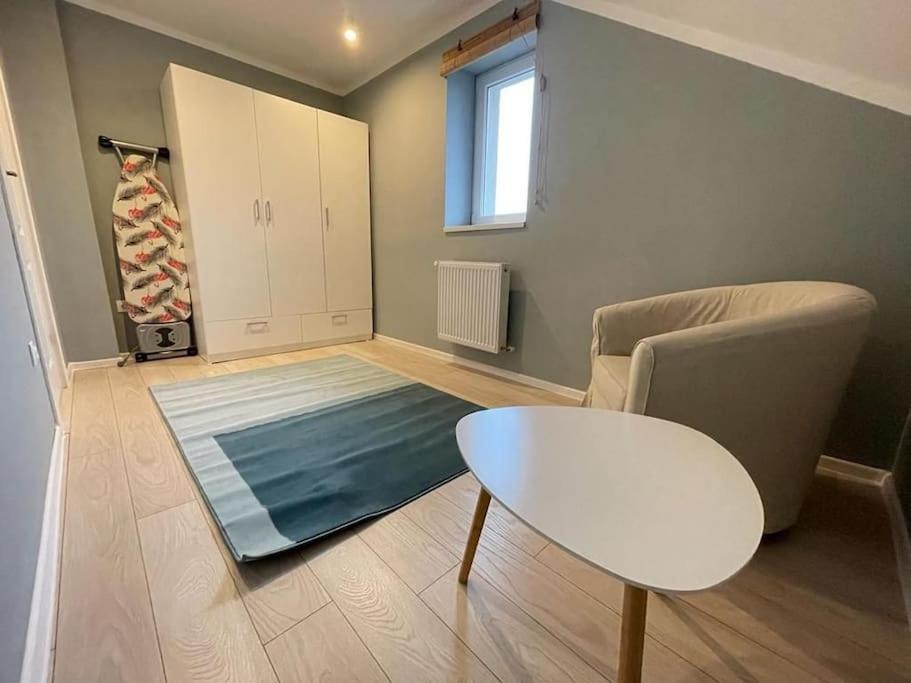 Premium Appartment In Onesti Buitenkant foto